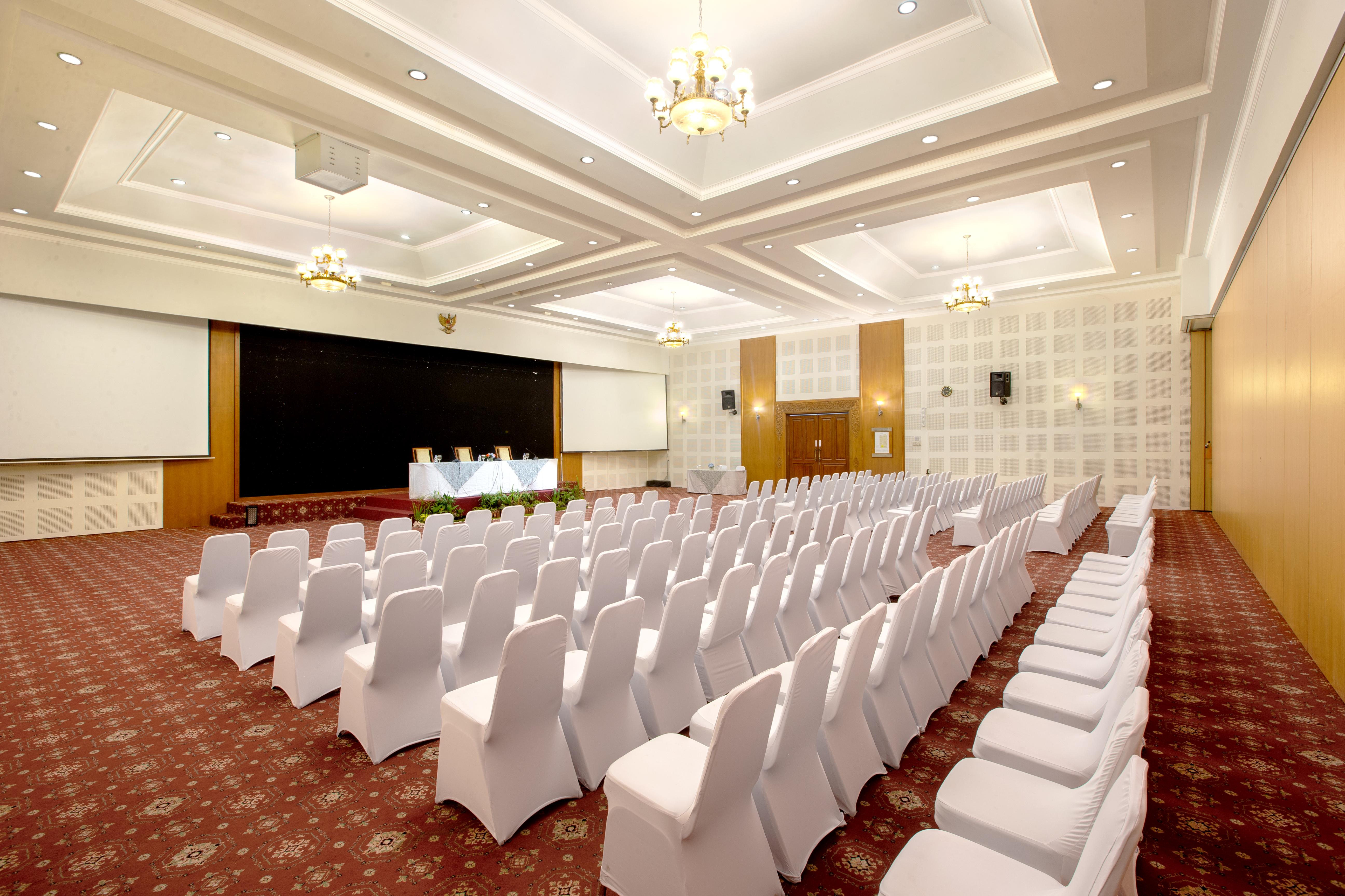 Grand Inna Malioboro Джокякарта Екстериор снимка
